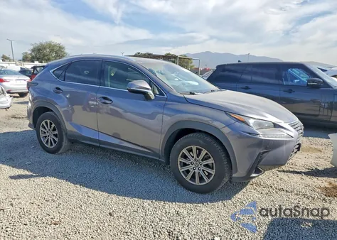 2019 Lexus Nx 300 Base z USA, uszkodzony, nr VIN JTJYARBZ8K2128832